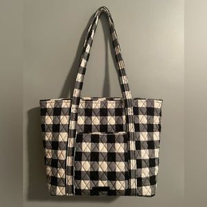 VERA BRADLEY small vera tote in Buffalo Plaid NEW With tags